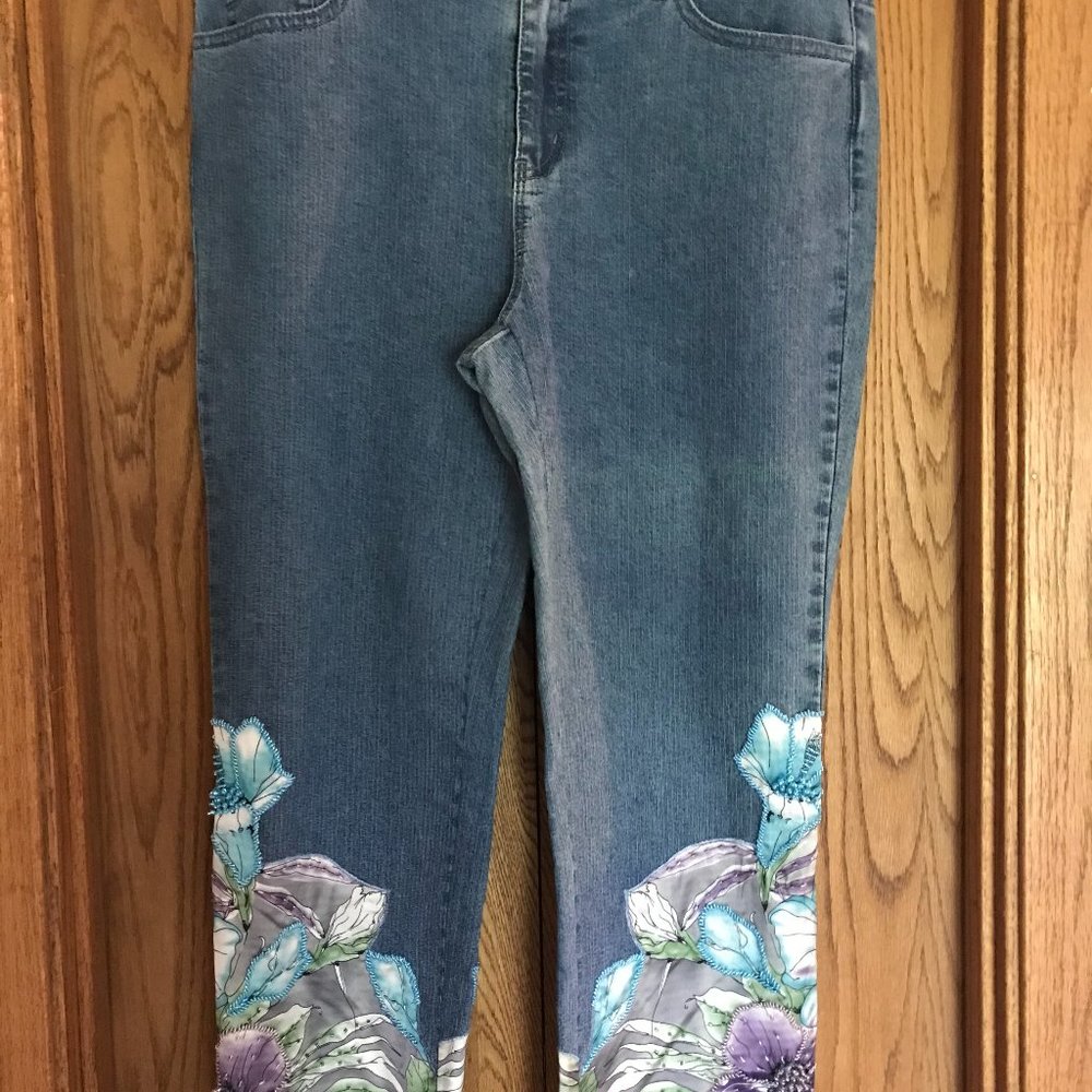 Soft Surroundings Floral crop denim pants 10P NWT